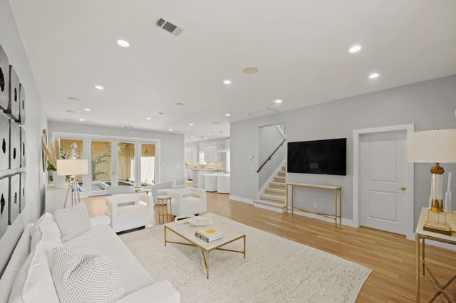 9334 Briar Forest Drive, Houston, TX 77063