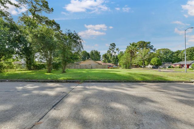 10814 Ribstone Circle, Houston, TX 77016