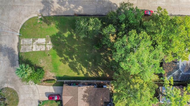 10814 Ribstone Circle, Houston, TX 77016