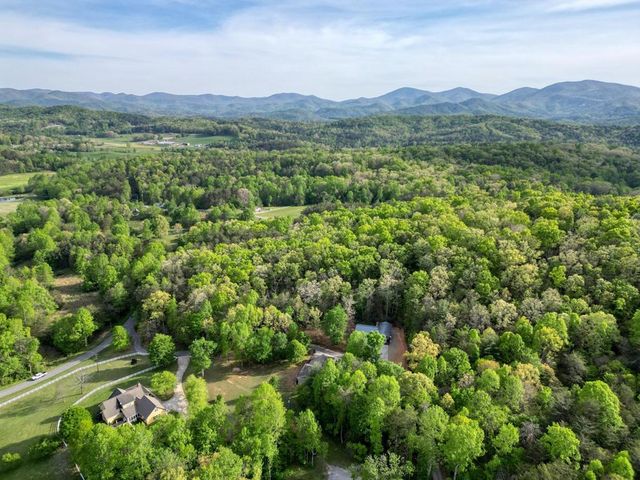 78 Bells Hollow, Blairsville, GA 30512