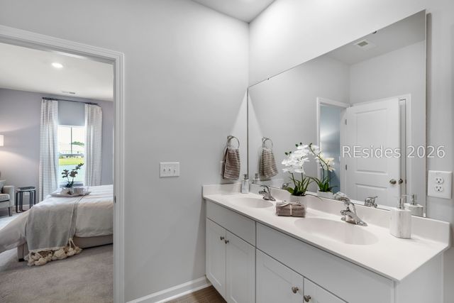 934 Sweetbay Dr, Hardeeville, SC 29927