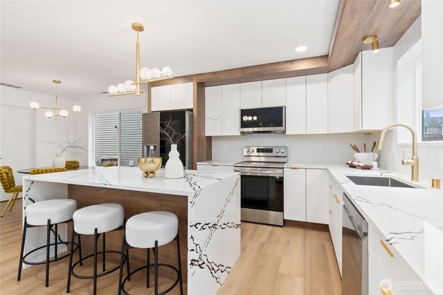 21647 SE 297th Street, Kent, WA 98042