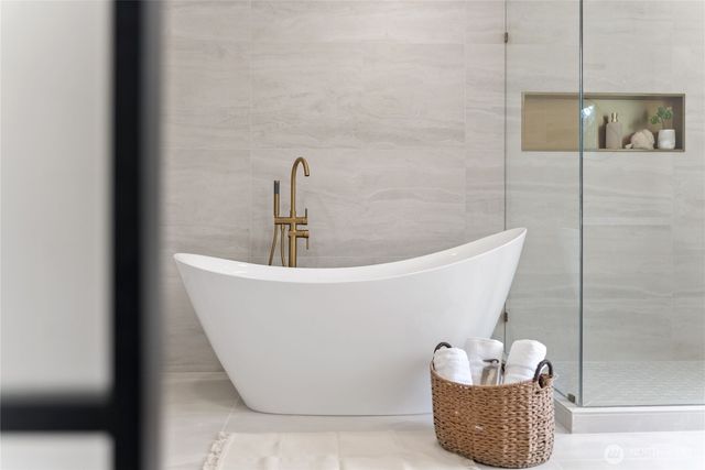 21647 SE 297th Street, Kent, WA 98042