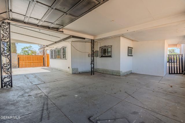 3427 Hamilton Avenue, El Paso, TX 79930