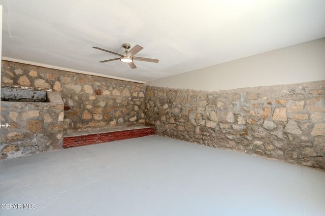 3427 Hamilton Avenue, El Paso, TX 79930