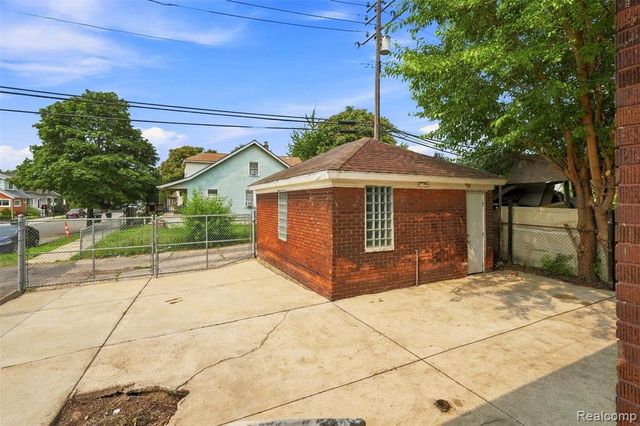 1601 Lawndale Street, Detroit, MI 48209