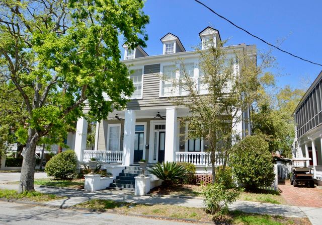 192 Wentworth Street B, Charleston, SC 29401