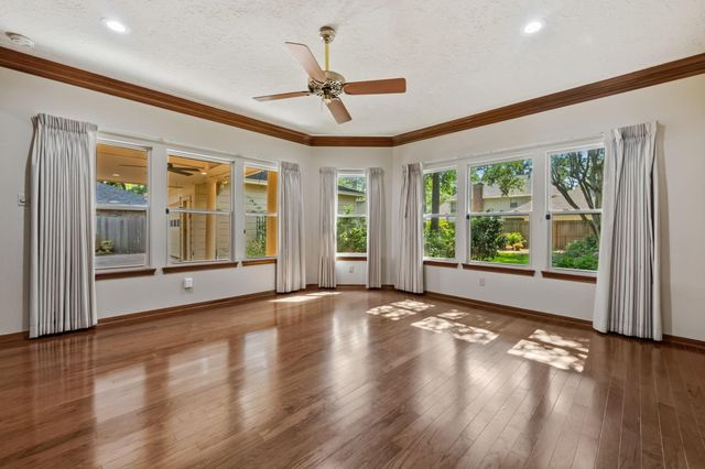 1723 Hidden Villas Drive, Kingwood, TX 77339