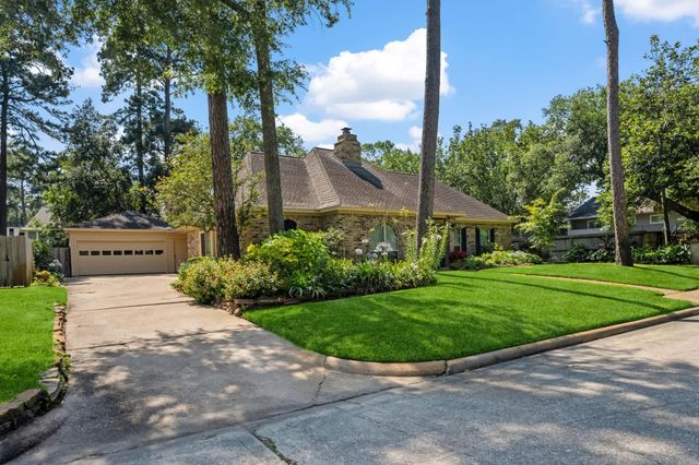 1723 Hidden Villas Drive, Kingwood, TX 77339