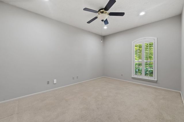 1723 Hidden Villas Drive, Kingwood, TX 77339