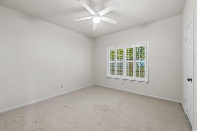 1723 Hidden Villas Drive, Kingwood, TX 77339