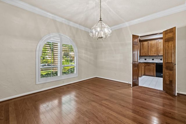 1723 Hidden Villas Drive, Kingwood, TX 77339