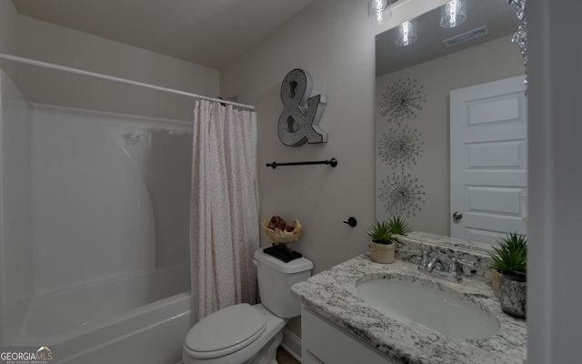 155 Joseph Lane, Hartwell, GA 30643