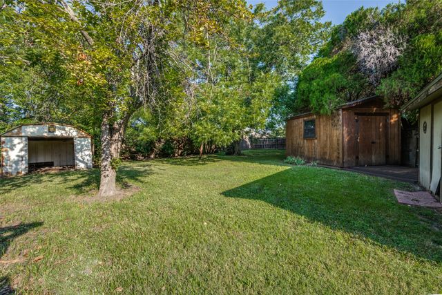 1027 Stanley Street, Denton, TX 76201