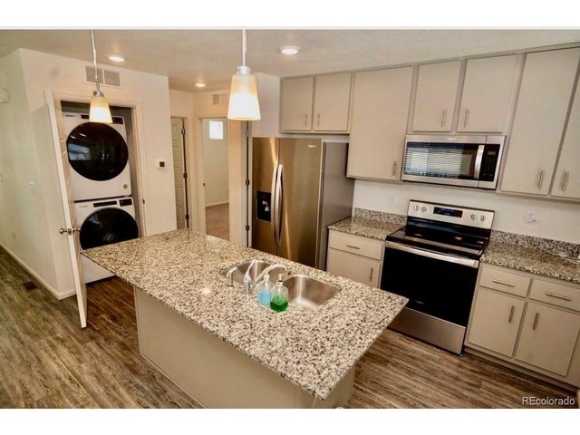 18181 E 51st Ave, Denver, CO 80249