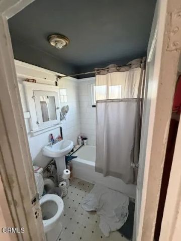 2829 Blanchard Street, Los Angeles, CA 90033