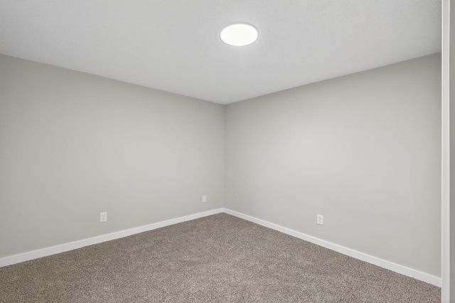 20851 Aster Drive NW, Cedar, MN 55011