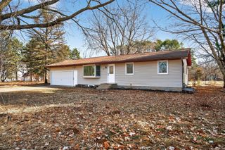 20851 Aster Drive NW, Cedar, MN 55011