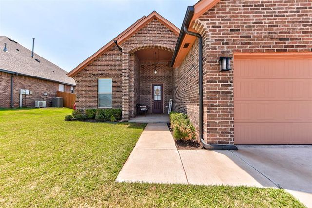 9324 SW 40th Street, Oklahoma City, OK 73179