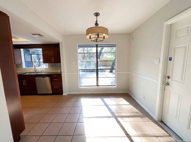 5423 Timberhurst, San Antonio, TX 78250