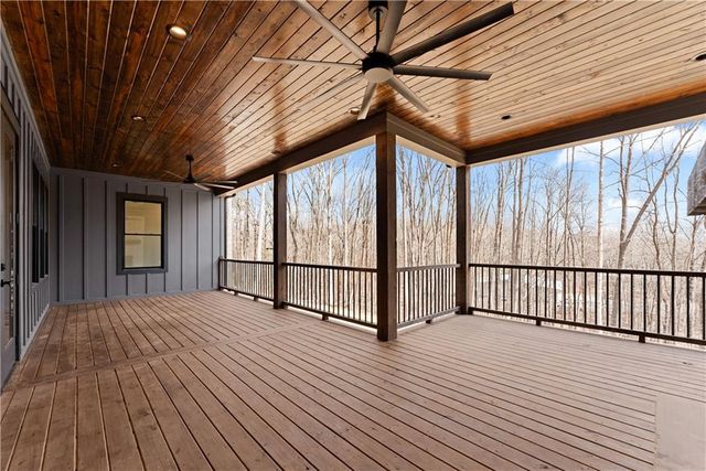 3255 Tanners Mill Road, Gainesville, GA 30507