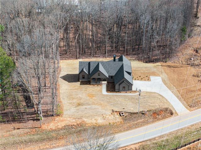 3255 Tanners Mill Road, Gainesville, GA 30507