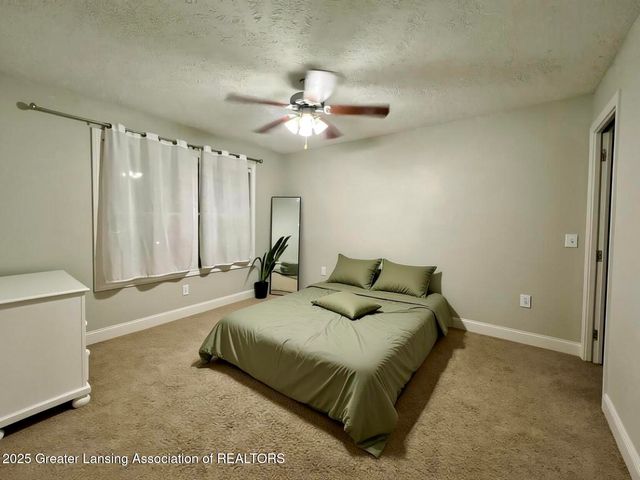 10670 Corkery Lane, Grand Ledge, MI 48837