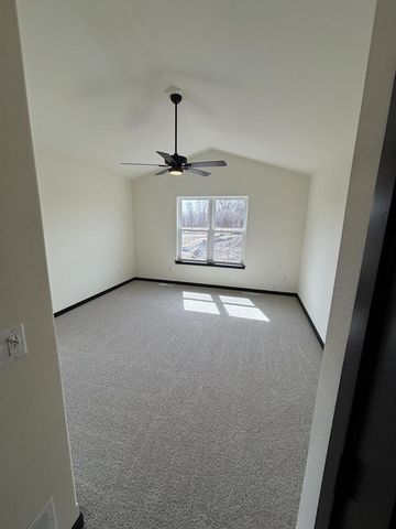 121 Resort DRIVE, Johnson Creek, WI 53038