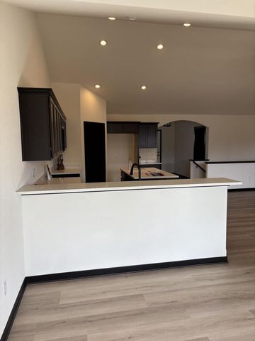 121 Resort DRIVE, Johnson Creek, WI 53038