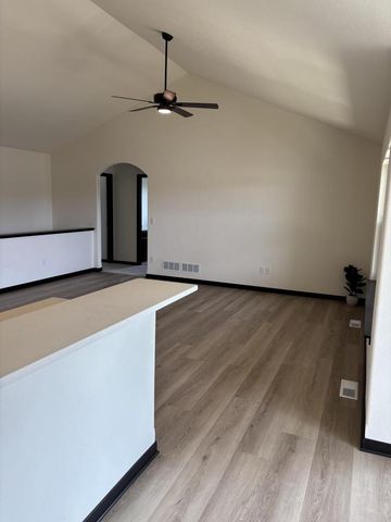 121 Resort DRIVE, Johnson Creek, WI 53038