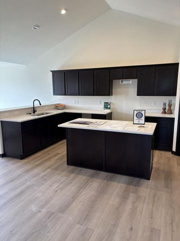 121 Resort DRIVE, Johnson Creek, WI 53038