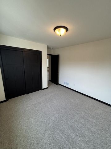 121 Resort DRIVE, Johnson Creek, WI 53038