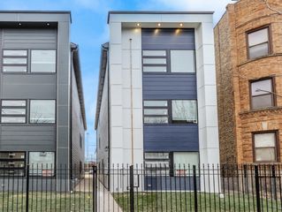 6220 S King Drive, Chicago, IL 60637