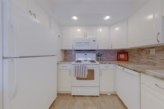17920 GULF BOULEVARD 1808, Redington Shores, FL 33708