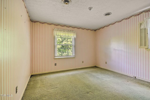 345 Quillen Drive, Gate City, VA 24251