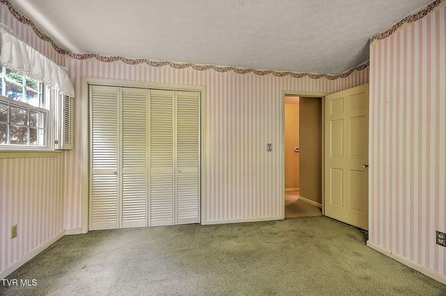 345 Quillen Drive, Gate City, VA 24251