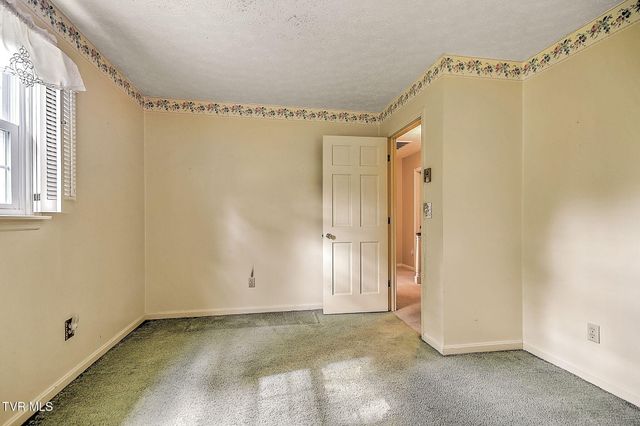 345 Quillen Drive, Gate City, VA 24251