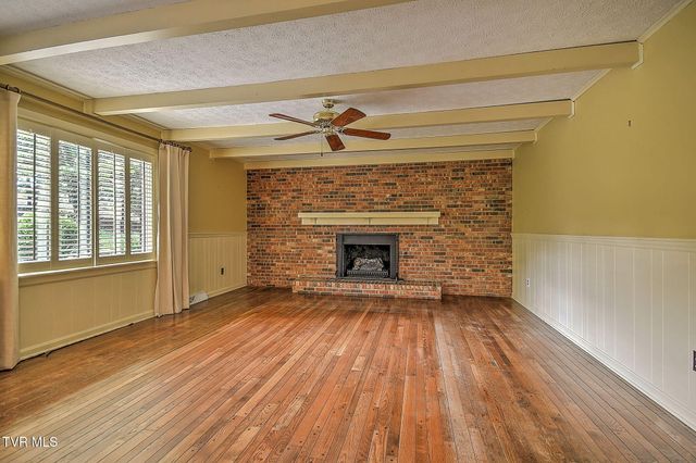 345 Quillen Drive, Gate City, VA 24251