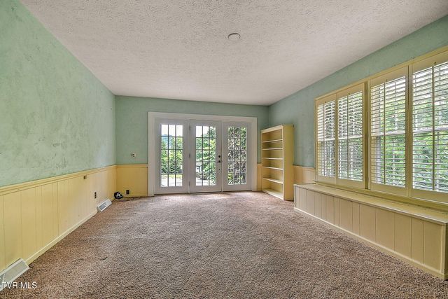 345 Quillen Drive, Gate City, VA 24251