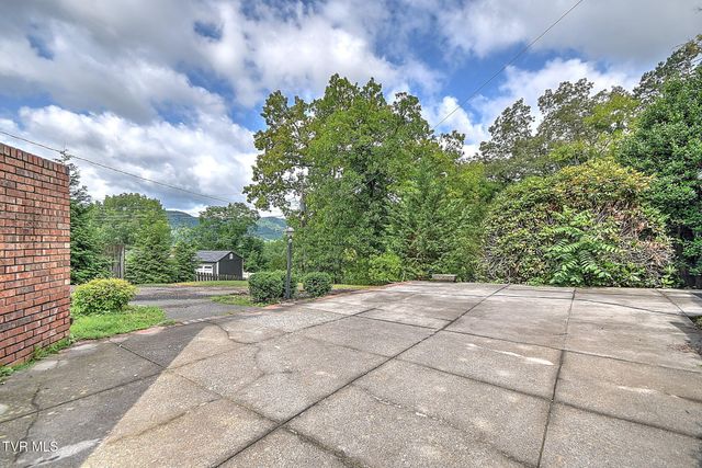 345 Quillen Drive, Gate City, VA 24251