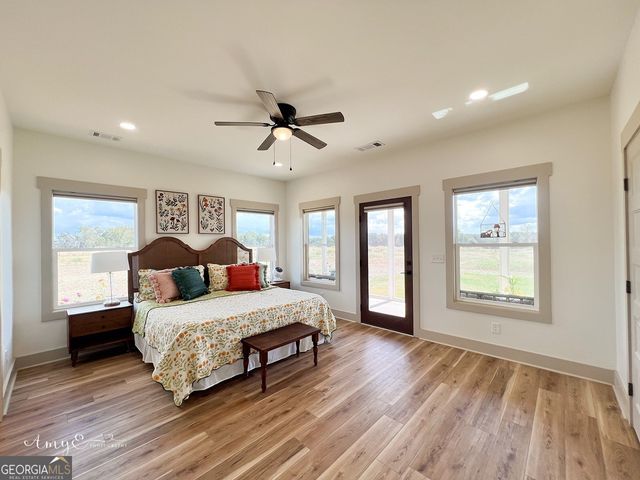 1111 Rocky Creek Road, Newborn, GA 30056