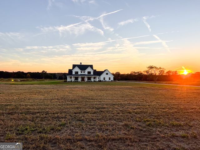 1111 Rocky Creek Road, Newborn, GA 30056