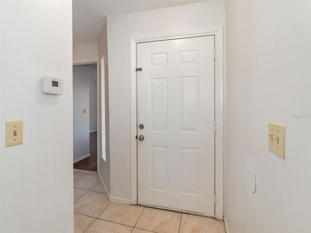 Image 16 of property listing at 7654 SUGAR BEND DR DRIVE 7654, Orlando, FL 32819