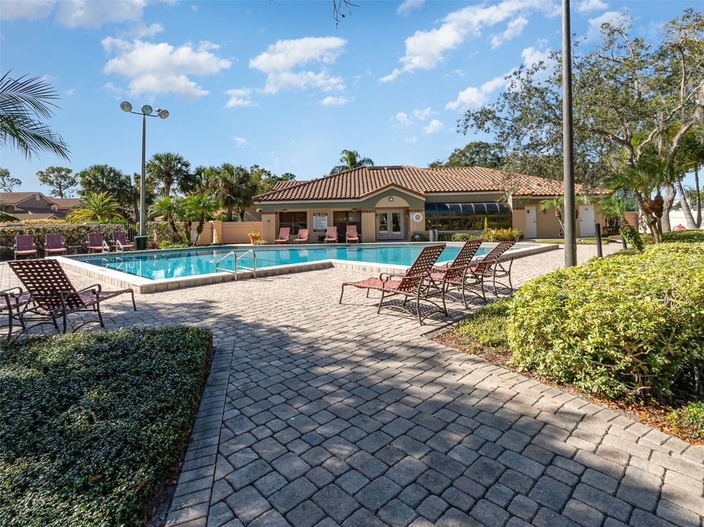 Image 23 of property listing at 7654 SUGAR BEND DR DRIVE 7654, Orlando, FL 32819