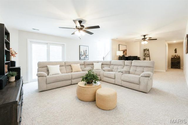 6992 Milburn Estates Drive, O'fallon, IL 62269
