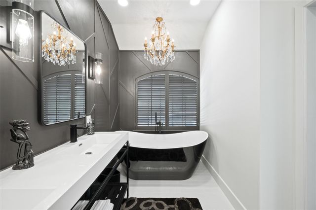 2614 Yoakum Boulevard, Houston, TX 77006