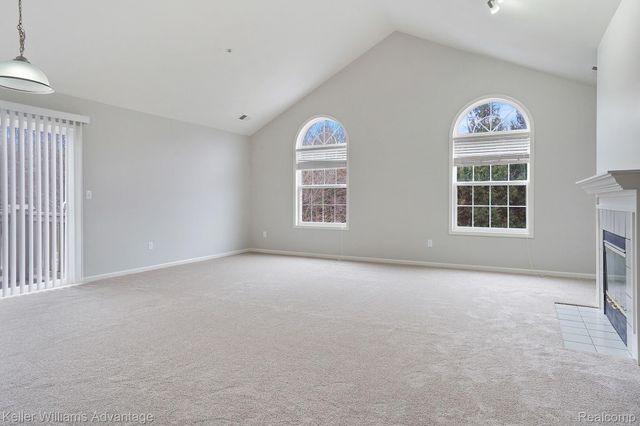 28556 CARLTON WAY Drive, Novi, MI 48377