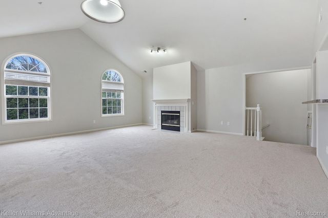 28556 CARLTON WAY Drive, Novi, MI 48377