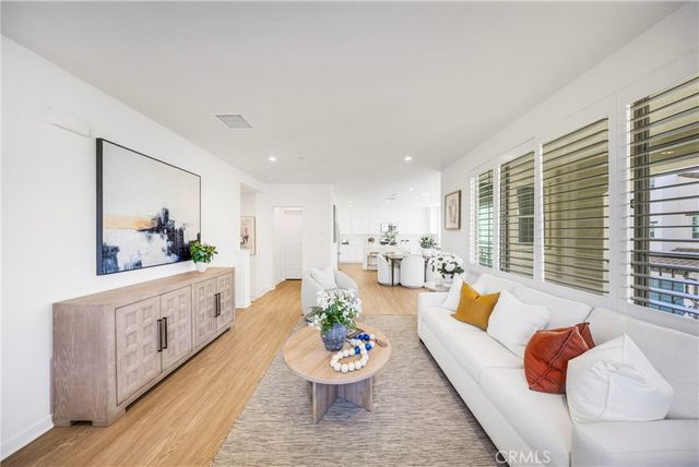 716 Spring Garden, Irvine, CA 92618