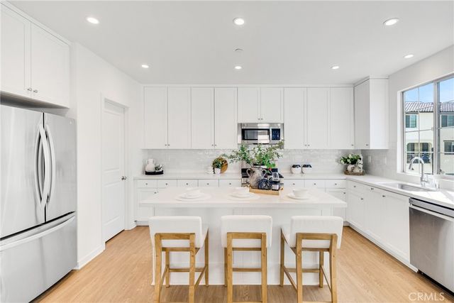 716 Spring Garden, Irvine, CA 92618